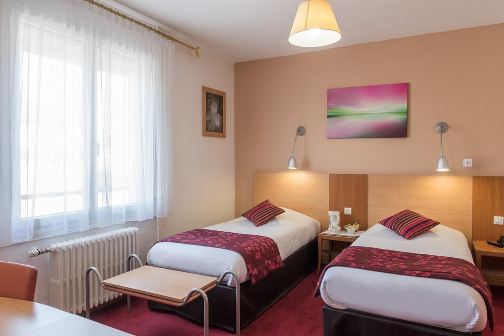 Hotel Bristol Chalons en Champagne Exterior photo